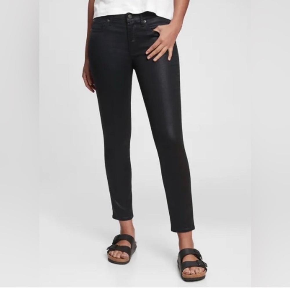 GAP True Skinny Mid Rise Coated Black Jeans Size 28 6R Faux Leather